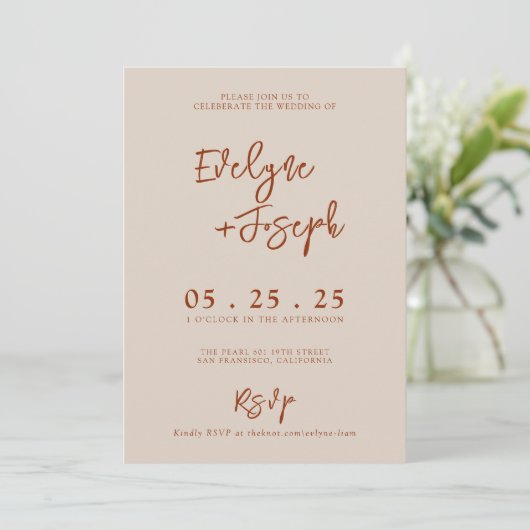Elegant Terracotta Minimalist Boho Photo Wedding Einladung (Stehend Vorderseite)