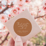 Elegant Terracotta Trendy Script Custom Vielen Dan Runder Aufkleber<br><div class="desc">Zeigen Sie Ihre Wertschätzung mit dieser angepassten mit einem modischen Script Dankeschön-Nachricht. Ideal für Hochzeiten,  Brautpartys oder besondere Veranstaltungen.</div>