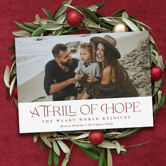 Elegant Thrill of Hope | Weihnachten im Roten Foto