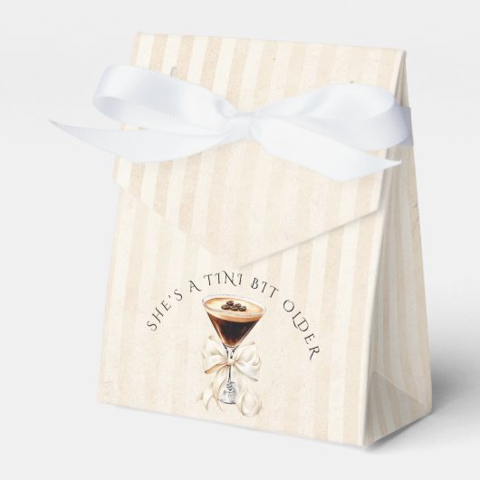 Elegant Tini Bit Older Espresso Martini Birthday Geschenkschachtel (Vorderseite)