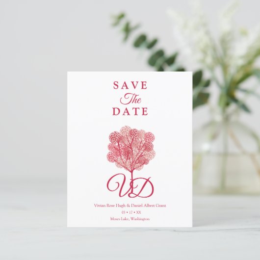 Elegant Tree Red Shades Photo Engaged Couple (Stehend Vorderseite)