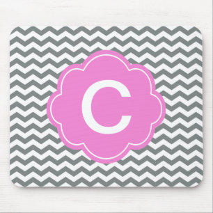 Elegant, trendy, klassisches graues Chevron-Monogr Mousepad