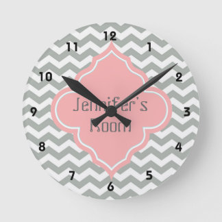 Elegant, trendy, modern grey, pink chevron runde wanduhr