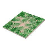 Elegant Tropical green palm leaves pattern pink ba Fliese (Seite)