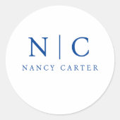 Elegant Two Monogram Navy Blue Name Runder Aufkleber (Vorderseite)
