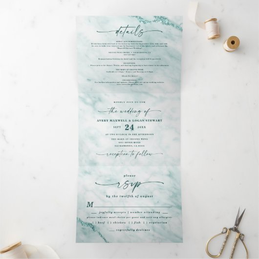 Elegant Verde Pastel Green Metallic Marble Wedding Dreifach Gefaltete Einladung (Innenseite)