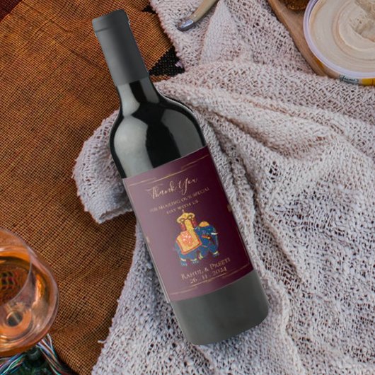 Elegant Vibrant Red Gold Mandala Indian Wedding Weinetikett