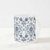 Elegant Victorian Damask Flower Pattern Navy Blue  Mattglastasse (VorderseiteRechts)