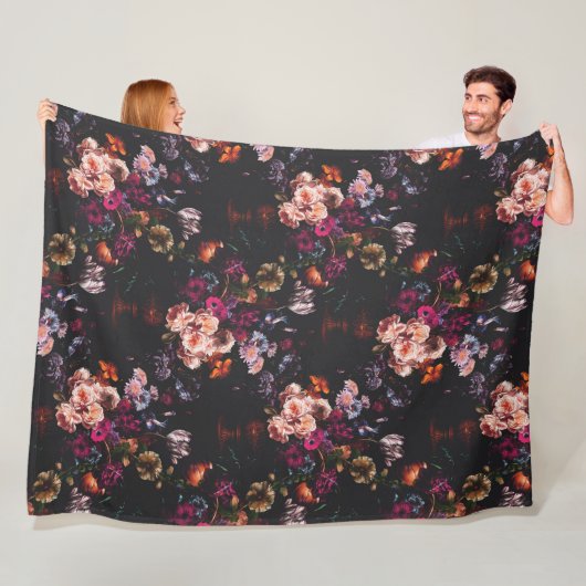 Elegant Vintage Dark Moody Burgundy Floral Fleecedecke (Beispiel)