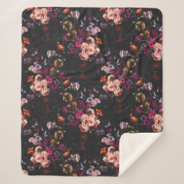Elegant Vintage Dunkles Moody Burgunder Blumenmust Sherpadecke