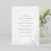 Elegant Vintage Silver Floral Wedding Folieneinladung (Stehend vorne)
