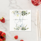 Elegant Watercolor Blue Gum Eucalyptus Monogram Serviette (Beispiel)