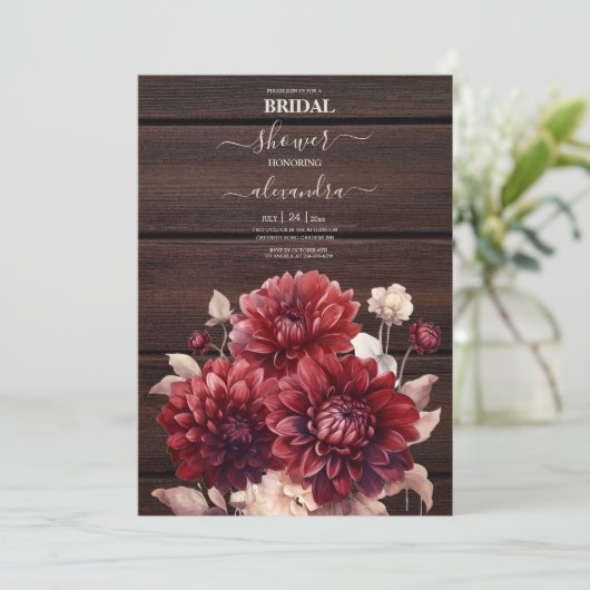 Elegant Watercolor Burgundy Dahlia Bridal Einladung (Stehend Vorderseite)