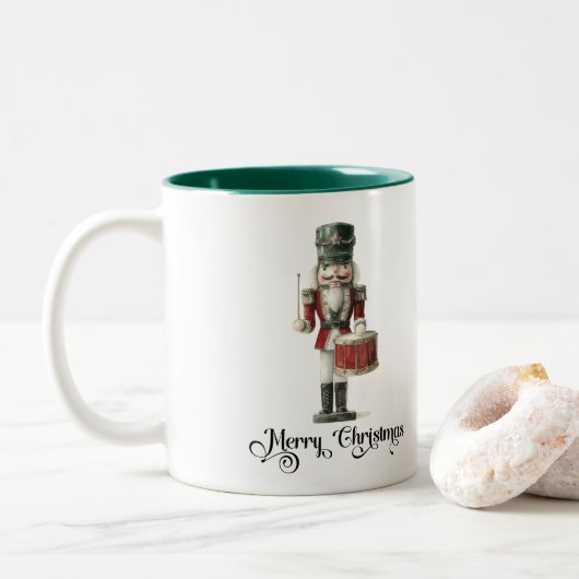 Elegant Watercolor Nutcracker Christmas Zweifarbige Tasse (Mit Donut)