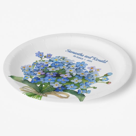 Elegant Watercolor Vergiss-me-not Wedding Pappteller (Schrägansicht)
