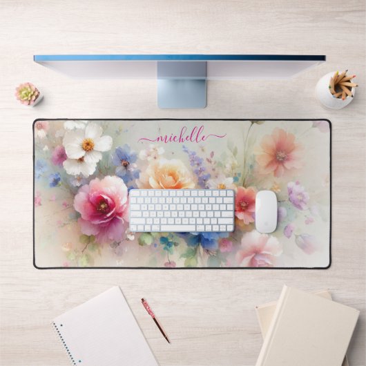 Elegant Watercolour Flowers Custom Name Text Schreibtischunterlage (Büro 1)