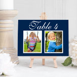 Elegant Wedding Foto Navy Blue Tischnummer<br><div class="desc">Elegante und einzigartige Tischnummer-Karten für Hochzeiten zeigen Fotos der Braut und des Bräutigams aus der Kindheit in einem Zeitalter, das mit der Tischnummer übereinstimmt. Zum Anpassen: Geben Sie in die Tischnummer ein, klicken Sie auf "Ändern", um Ihre eigenen digitalen oder gescannten Fotos hochzuladen, und fügen Sie diese individuelle Tischnummer-Karte in...</div>