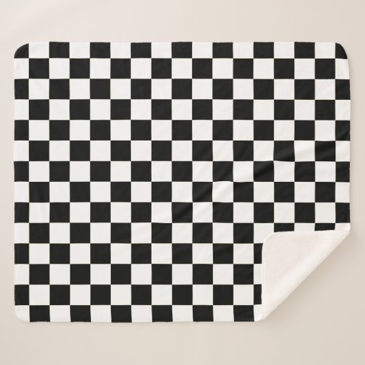 Elegant White and Black Square Pattern Sherpadecke (Vorderseite (Horizontal))