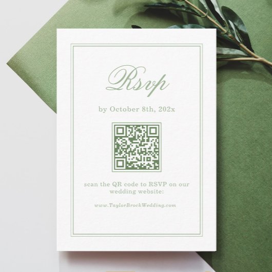 Elegant White and Sage Green Wedding RSVP Qr Code Begleitkarte