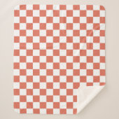 Elegant White and Terracotta Square Pattern Sherpadecke (Vorderseite)