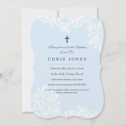 Elegant White Blue Lace Taufe Einladung (Vorderseite)