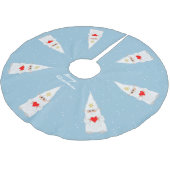 Elegant White Christmas Gnomes on Light Blue Polyester Weihnachtsbaumdecke (Schrägansicht)