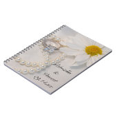 Elegant White Daisy Wedding Notizblock (Linke Seite)