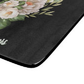 Elegant white floral bouquet with green leaves schneidebrett (Ecke)