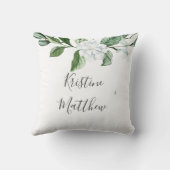 Elegant White Floral Sage Greenerity Wreath Weddin Kissen (Rückseite)