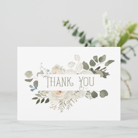 Elegant White Floral Vielen Dank Dankeskarte (Stehend Vorderseite)