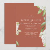 Elegant White Hydrangea Cinnamon Wedding Einladung (Vorne/Hinten)