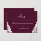 Elegant White Lace Burgundy Wedding RSVP Karte (Vorne/Hinten)