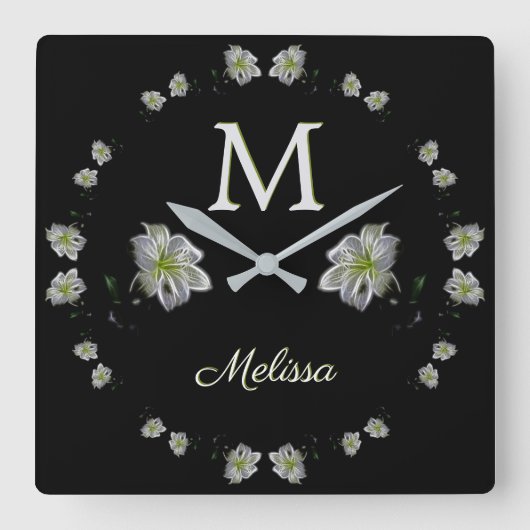 Elegant White Lilies Floral Quadratische Wanduhr (Vorderseite)