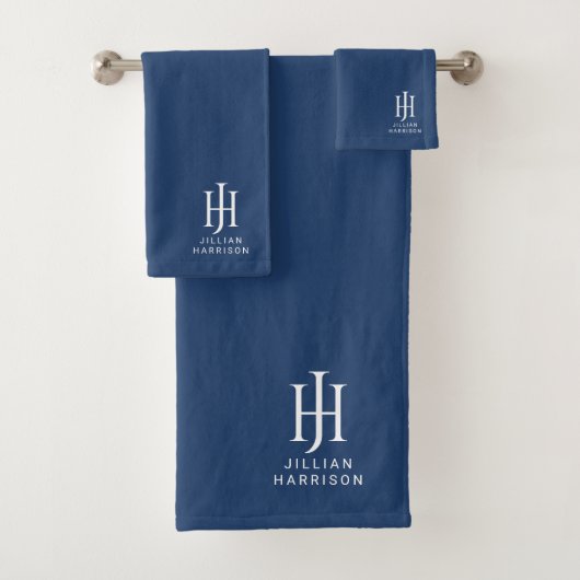Elegant White Monogram Navy Blue Badhandtuch Set (Insitu)