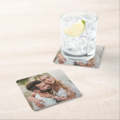 Elegant White Mr. und Mrs. Monogram Foto Wedding Rechteckiger Pappuntersetzer (Vor Ort)