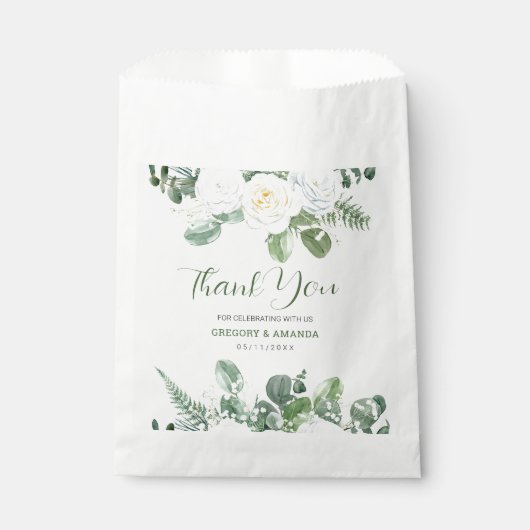 Elegant White Roses & Greenery Geschenktütchen (Vorderseite)