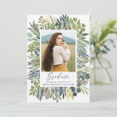 Elegant Wild Meadow Foto Graduation Party Einladung (Stehend Vorderseite)