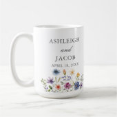 Elegant Wildflower Wedding Anniversary Custom Kaffeetasse (Links)