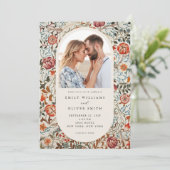 Elegant William Morris Floral Foto Wedding Einladung (Stehend Vorderseite)