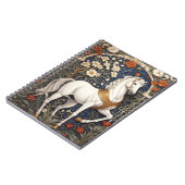 Elegant William Morris Inspiriert Weißes Pferd Notizblock (Linke Seite)