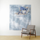 Elegant Winter Floral Teacup Happy Birthday Wandteppich (Beispiel)