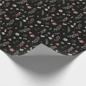 Elegant Winter Greenery Botanisches Schwarzes Geschenkpapier (Ecke)