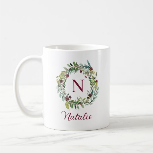 Elegant Winter Greenery Burgundy Monogram Wreath Kaffeetasse (Links)
