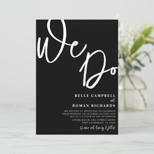 Elegant Wir machen eine Schwarz-Weiß-Hochzeit mit Einladung (Stehend Vorderseite)
