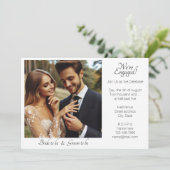 Elegant Wir sind Verlobtes Foto Schwarz und Weiß Ankündigung (Stehend Vorderseite)