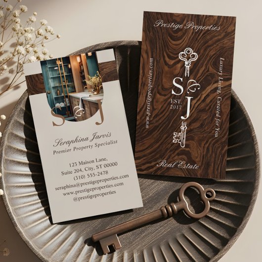 Elegant Woodgrain Key Monogram Stylish Arch Photo Visitenkarte