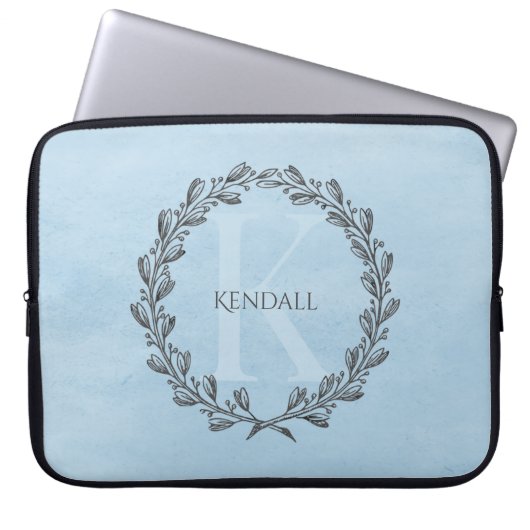 Elegant Wreath Monogram | Blue Laptop Sleeve (Vorderseite)