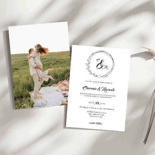 Elegant Wreath Monogram Foto Wedding Einladung