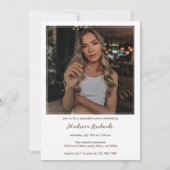 Elegant Year Foto Graduation Party Einladung (Rückseite)