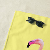 Elegant Yellow Flamingo | Monogram Custom Dry Strandtuch (Beispiel)